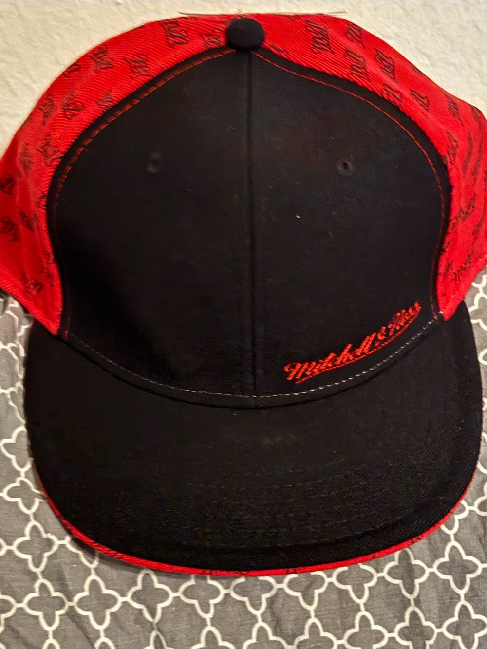 Mitchell & Ness Black and Red Kids Snapback Hat